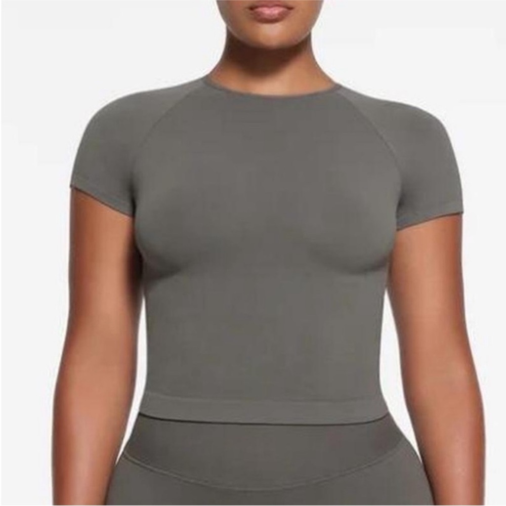 Skims gunmetal shirt